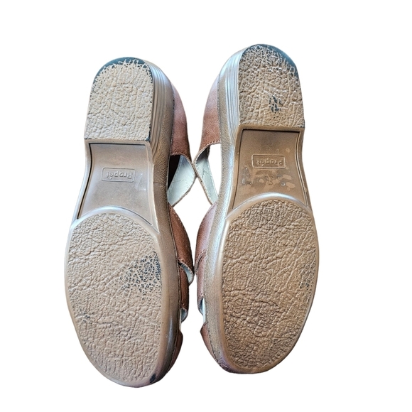 PROPET Women's Brown Leather Closed Toe Adjustable Fit Walking Sandals Shoes - Picture 5 of 9
